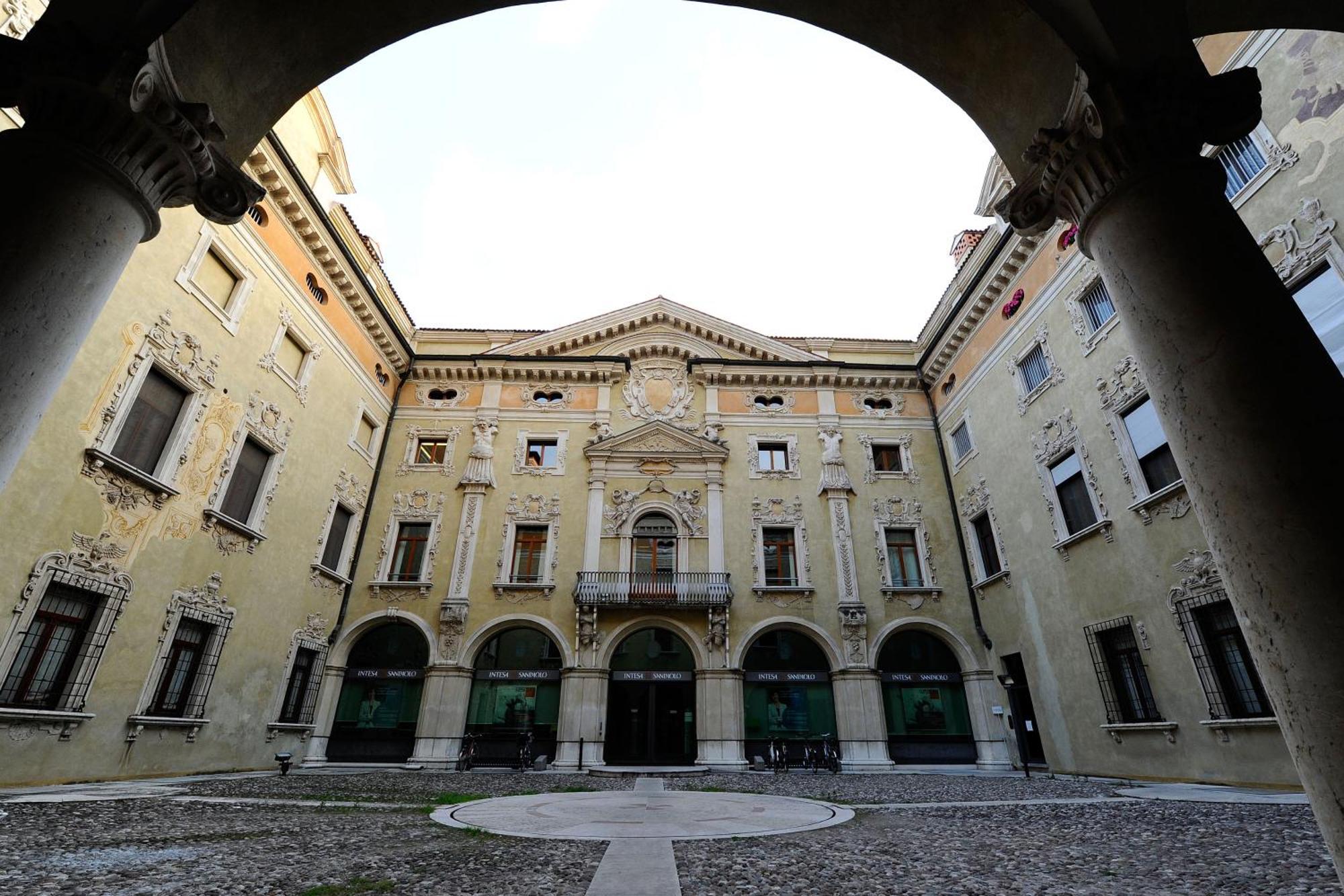 Casa Museo Palazzo Valenti Gonzaga Hotel Mantova Exterior photo