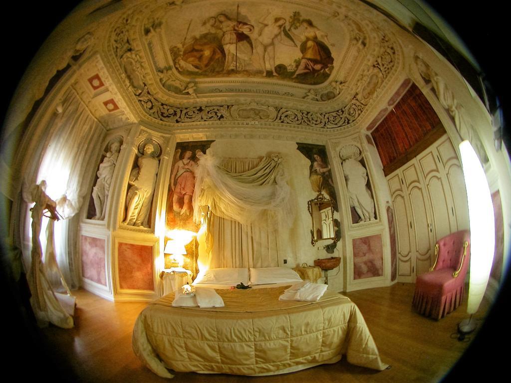 Casa Museo Palazzo Valenti Gonzaga Hotel Mantova Exterior photo