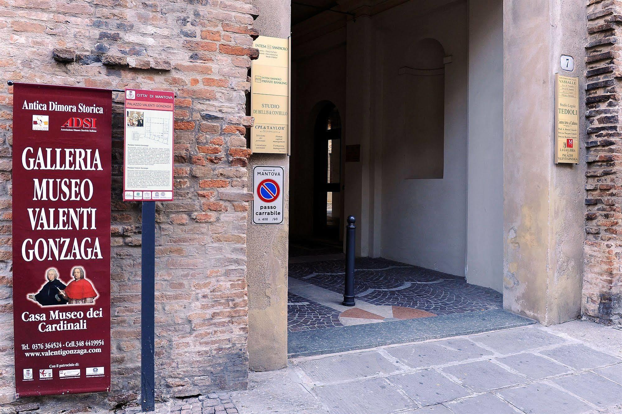 Casa Museo Palazzo Valenti Gonzaga Hotel Mantova Exterior photo