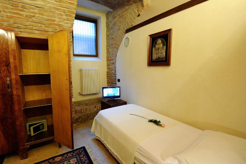 Casa Museo Palazzo Valenti Gonzaga Hotel Mantova Exterior photo